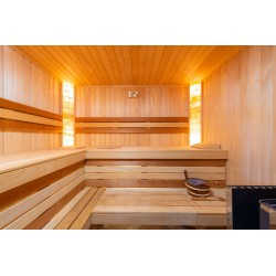 Une image qui représente l\'intérieur d\'un sauna