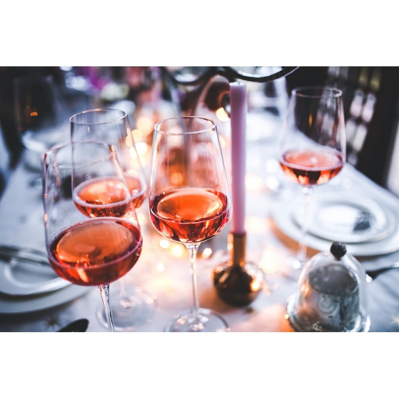 Le vin rosé de Provence, tendance et festif pour toutes les occasions