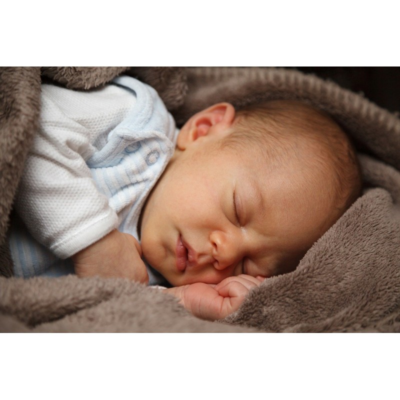 Dormir avec son nouveau-né est bénéfique pour tous