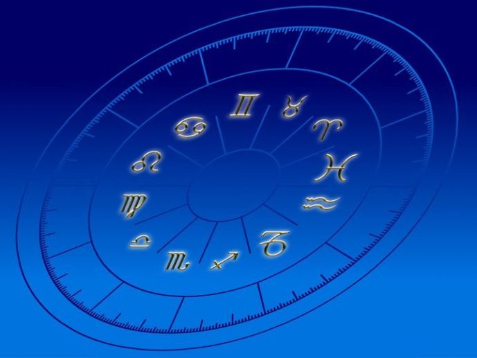 Les 12 signes astro du zodiaque pour une séduction réussie.